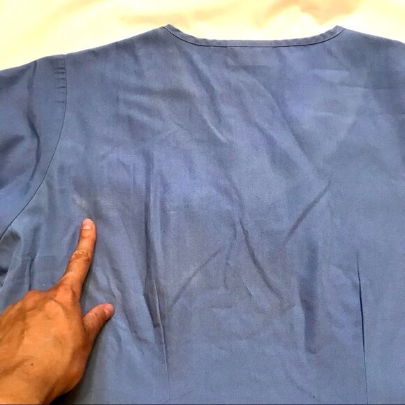 💥SALE💥 Scrub Top Uniform Advantage UA Scrub - Picture 9 of 9